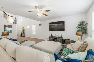 128 Three Oaks Ln, Georgetown, TX 78628 - Photo 8