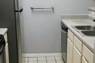 501 W 26th St, Austin, TX 78705 - Photo 12