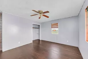 10001 Fm 1331, Taylor, TX 76574 - Photo 22