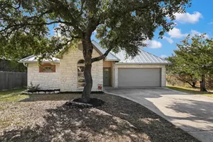 27 Indian Princess, Wimberley, TX 78676 - Photo 2