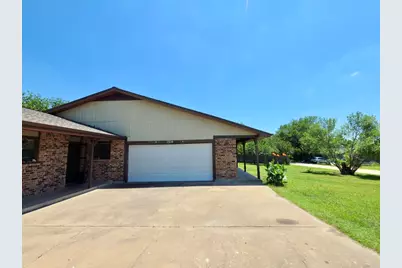 1310 Ray Berglund Boulevard #A, Round Rock, TX 78664 - Photo 2