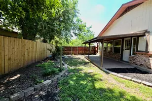 1310 Ray Berglund Blvd, Round Rock, TX 78664 - Photo 28