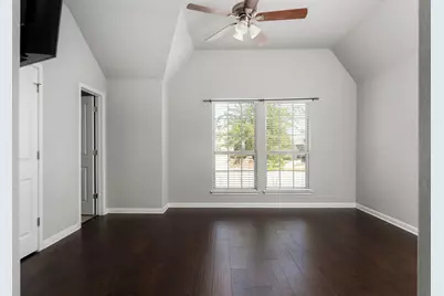 105 W Highfield Street, Hutto, TX 78634 - Photo 28