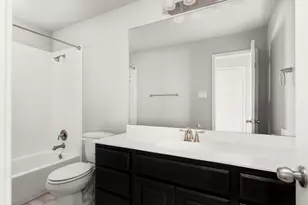 105 W Highfield St, Hutto, TX 78634 - Photo 34
