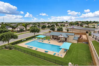 105 W Highfield Street, Hutto, TX 78634 - Photo 38