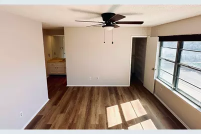 7265 S Coronado Circle #131, Austin, TX 78752 - Photo 14