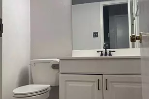 7265 S Coronado Circle, Austin, TX 78752 - Photo 10