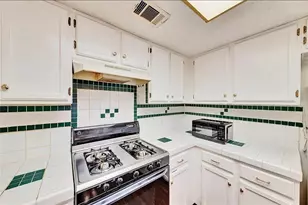 7265 S Coronado Circle, Austin, TX 78752 - Photo 6