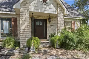 2907 Cameron Loop, Austin, TX 78745 - Photo 2