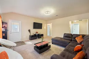 19021 Great Falls Dr, Manor, TX 78653 - Photo 10