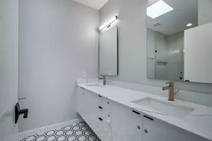 2108 Tillery St, Austin, TX 78723 - Photo 10