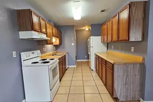 506 Alpine St, Killeen, TX 76542 - Photo 6