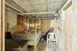 2811 Locust St, Kerrville, TX 78028 - Photo 4