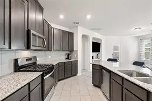 218 Summit Dr, Lockhart, TX 78644 - Photo 10