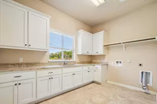 7420 Turnback Ledge Trail, Lago Vista, TX 78645 - Photo 20