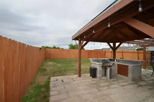 13706 Mussel Run, Elgin, TX 78621 - Photo 24