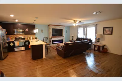 13706 Mussel Run, Elgin, TX 78621 - Photo 8