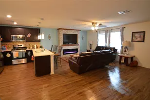 13706 Mussel Run, Elgin, TX 78621 - Photo 8