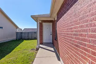 219 Almquist St, Hutto, TX 78634 - Photo 4