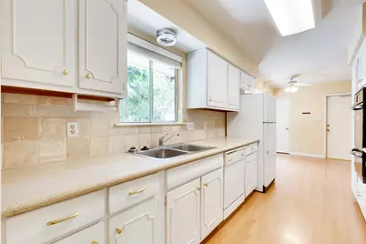 2609 Richcreek Road, Austin, TX 78757 - Photo 4