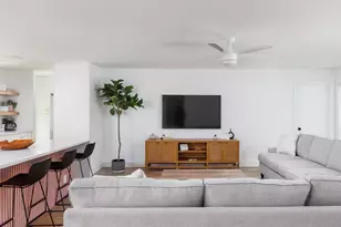 605 E Covington Dr, Austin, TX 78753 - Photo 10