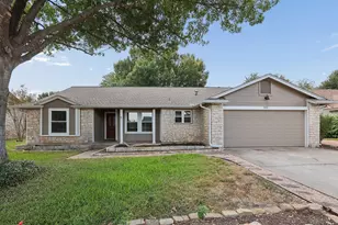 901 Ramble Creek Dr, Pflugerville, TX 78660 - Photo 2