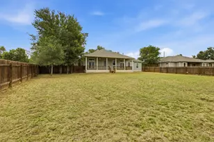 182 Waipahoehoe Dr, Bastrop, TX 78602 - Photo 34