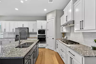 156 Village Oak Drive, Austin, TX 78737 - Photo 12