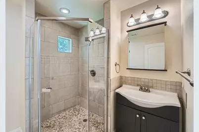 2929 E Martin Luther King Jr Boulevard, Austin, TX 78702 - Photo 18
