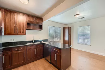 2929 E Martin Luther King Jr Boulevard, Austin, TX 78702 - Photo 12