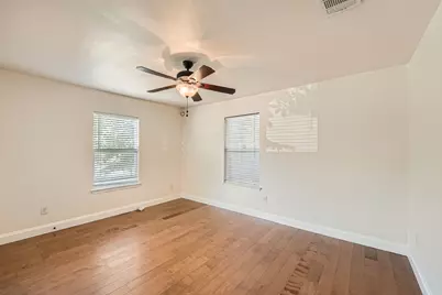 2929 E Martin Luther King Jr Boulevard, Austin, TX 78702 - Photo 8