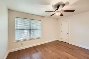 2929 E Martin Luther King Jr Blvd, Austin, TX 78702 - Photo 20