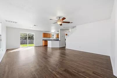 5325 Mathra Drive, Del Valle, TX 78617 - Photo 14