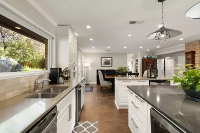 5206 Backtrail Drive, Austin, TX 78731 - Photo 10