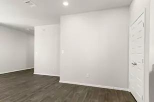 143 Daylily Dr, Elgin, TX 78621 - Photo 16