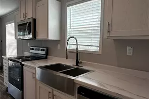 136 Caliza Dr, Bertram, TX 78605 - Photo 6