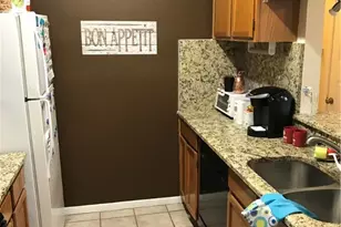 2300 Leon St, Austin, TX 78705 - Photo 4