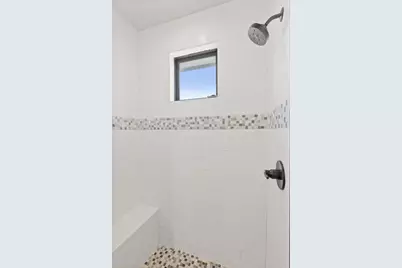 418 N Summit Ridge Drive N, Lago Vista, TX 78645 - Photo 30