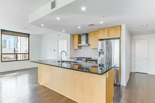 300 Bowie St, Austin, TX 78703 - Photo 6