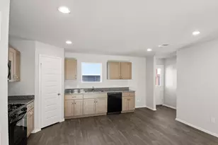 123 Daylily Dr, Elgin, TX 78621 - Photo 18