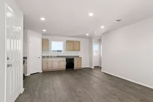 123 Daylily Dr, Elgin, TX 78621 - Photo 16