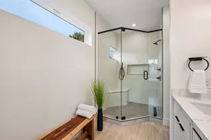 513 W Odell St, Austin, TX 78752 - Photo 18