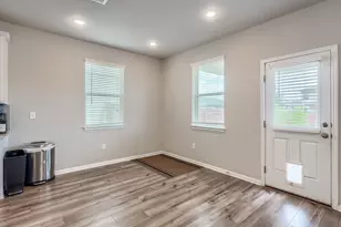 6254 Marsh Ln, Buda, TX 78610 - Photo 10