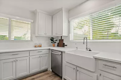 9110 Chisholm Lane, Austin, TX 78748 - Photo 8