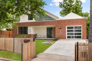 2604 Little John Ln, Austin, TX 78704 - Photo 2