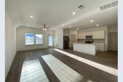 131 Fort Clark Springs Drive, Hutto, TX 78634 - Photo 4