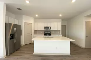 131 Ft Clark Spgs Dr, Hutto, TX 78634 - Photo 2