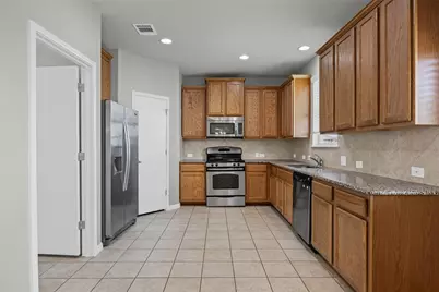 467 Twisted Oaks Lane, Buda, TX 78610 - Photo 8