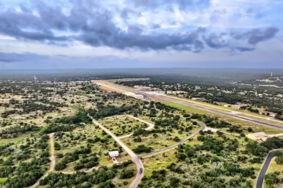 900 Cheyenne Street, Horseshoe Bay, TX 78657 - Photo 8