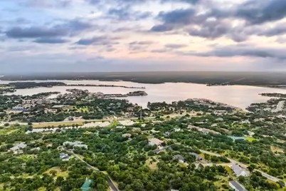 900 Cheyenne Street, Horseshoe Bay, TX 78657 - Photo 6